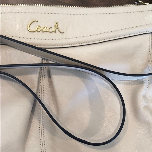 COACH Ashely Cream Carry All Satchel A1381-F20114 - Picture 6 of 7